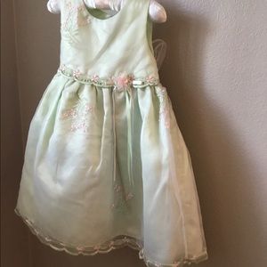 Little girl dress